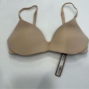 Skims Women's Wireless Form Soft Push-Up Plunge Bra DM3 Clay Size 32C NWT